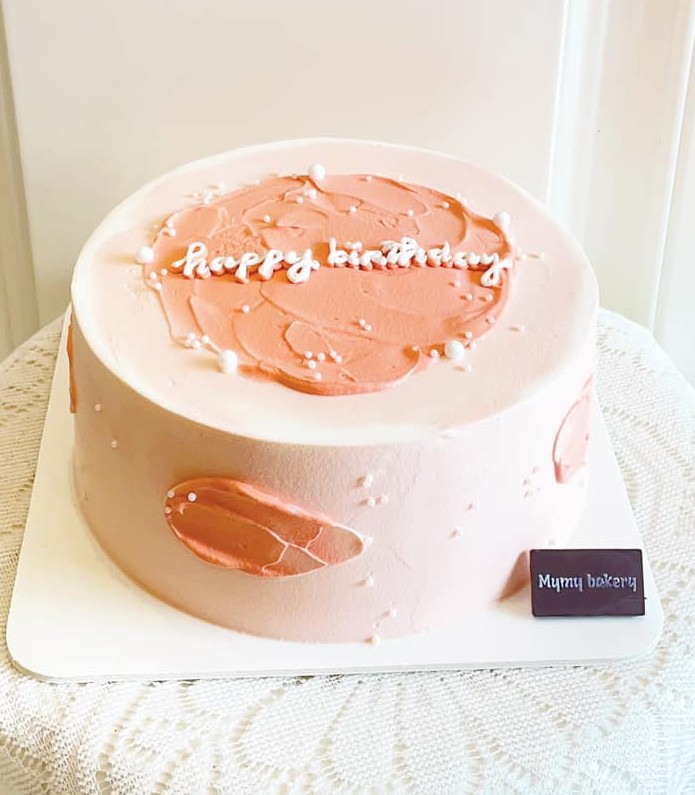 Bánh kem sinh nhật pastel hồng