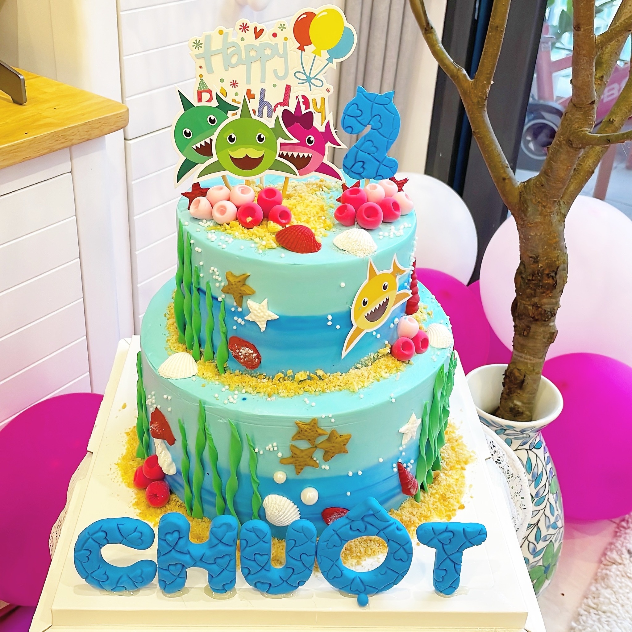Bánh sinh nhật Baby Shark 2 tầng