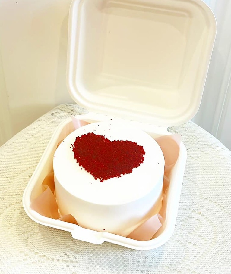 Bánh bento tim đỏ