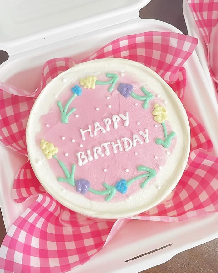 Bánh bento sinh nhật hoa pastel