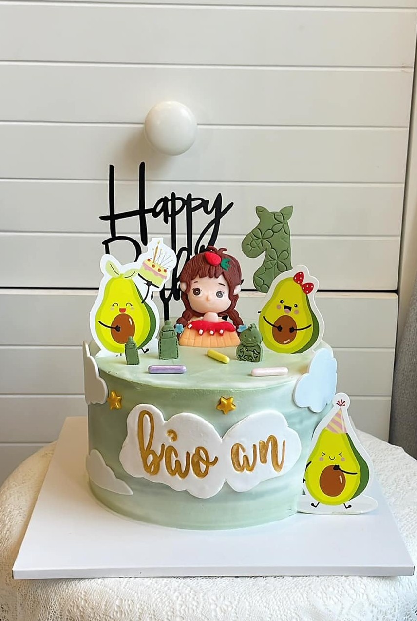 Bánh sinh nhật bơ xanh bé gái