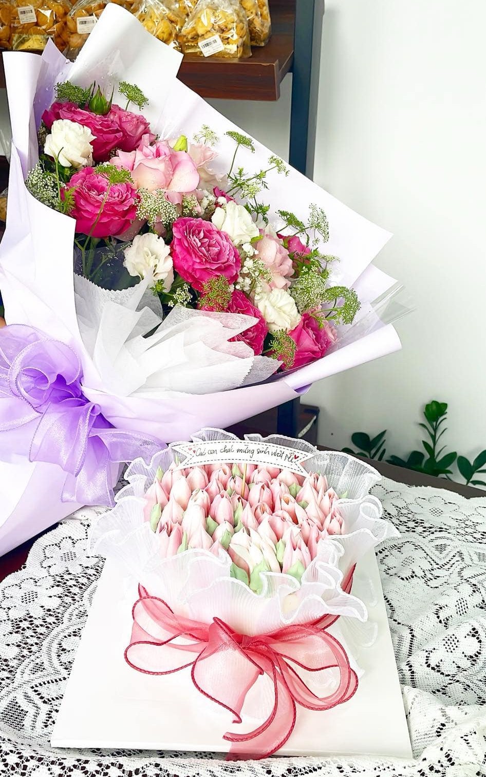 Bánh kem bó hoa tulip hồng