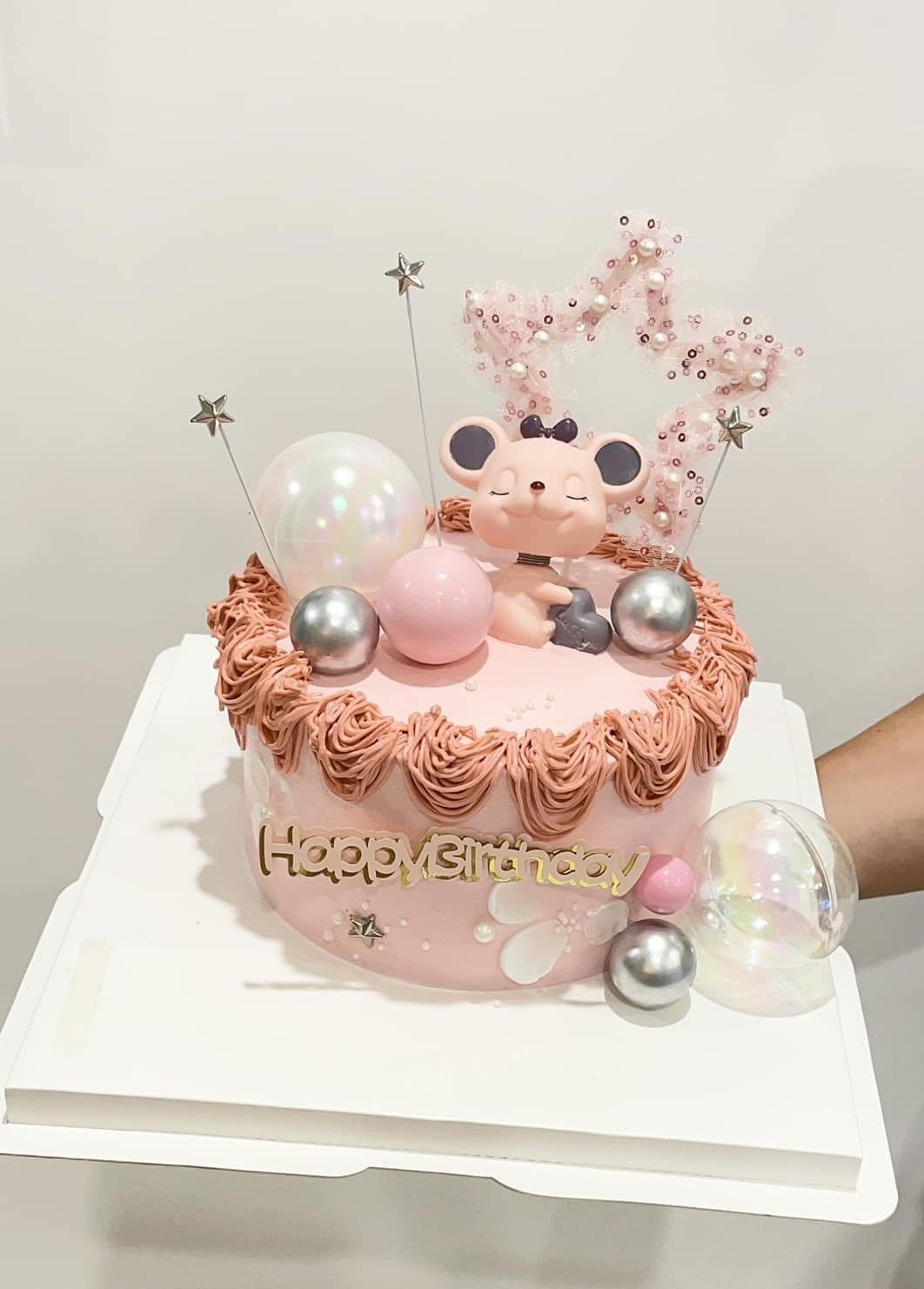 Bánh sinh nhật gấu hồng pastel