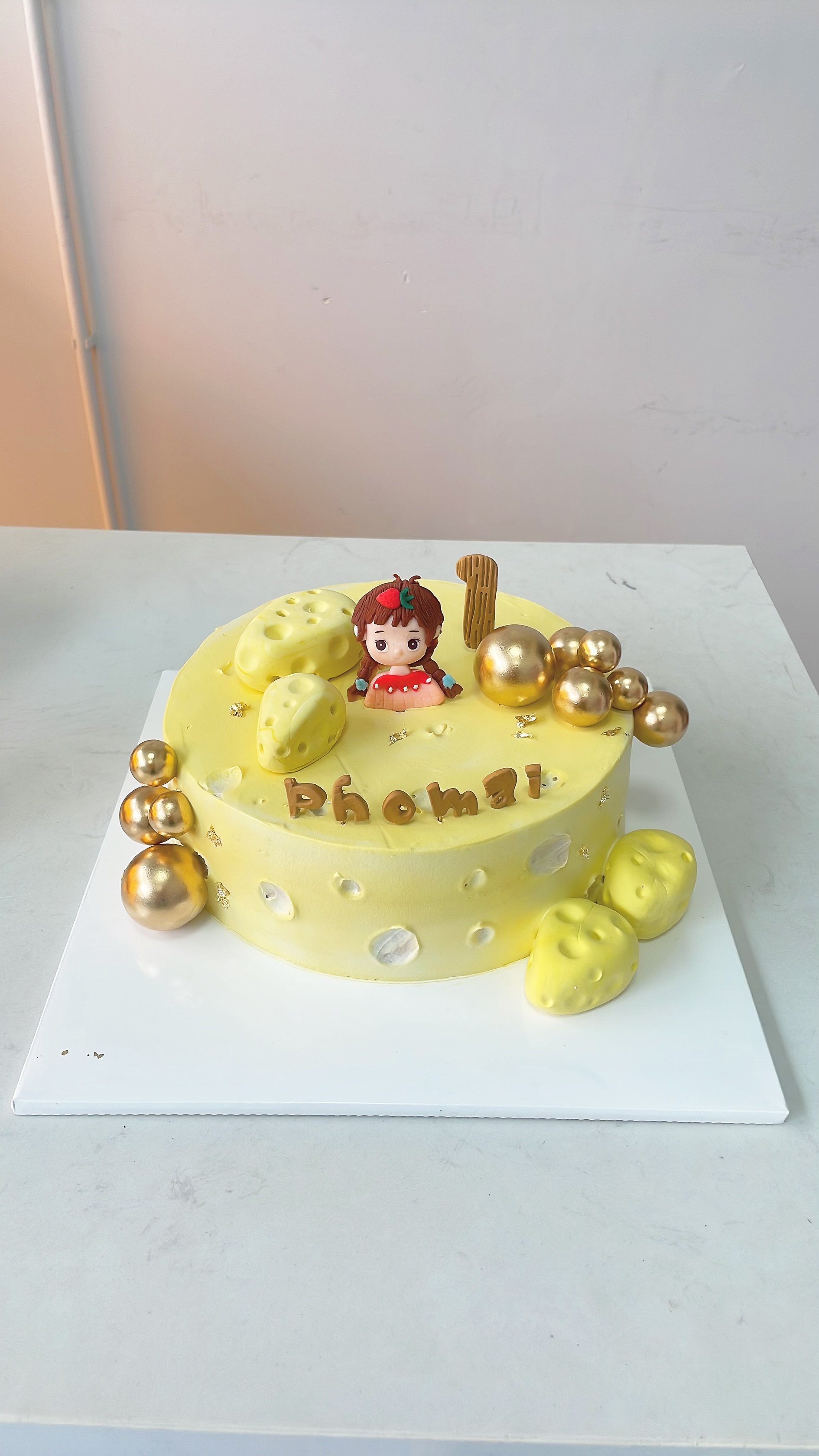 Bánh sinh nhật phô mai bé gái