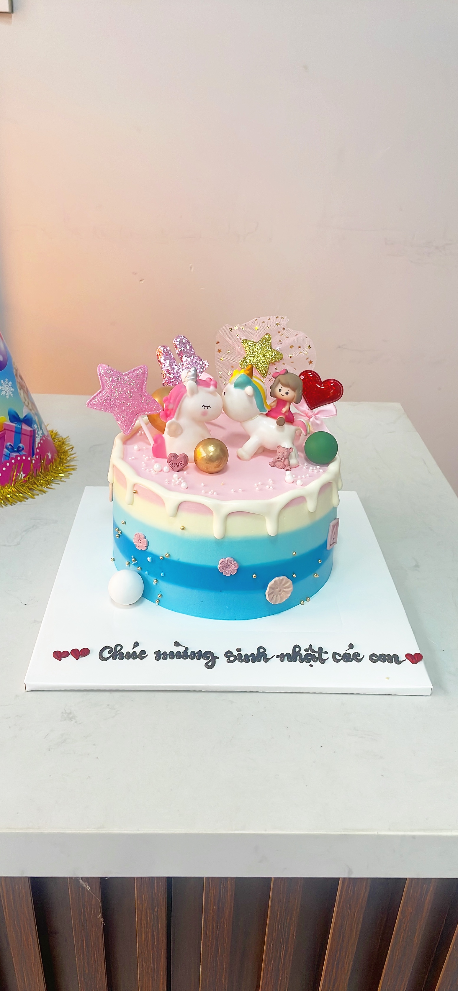 Bánh sinh nhật unicorn cho bé gái