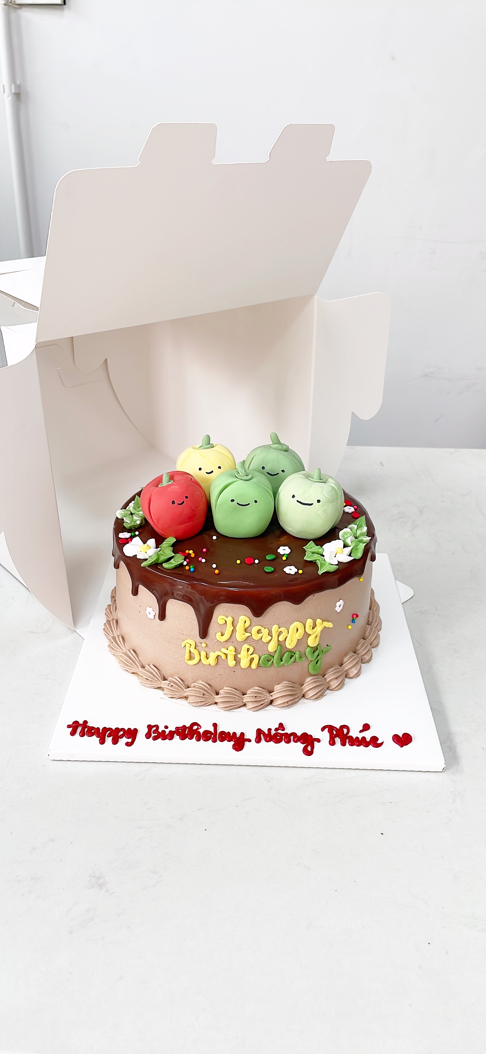 Bánh sinh nhật ớt chuông dễ thương