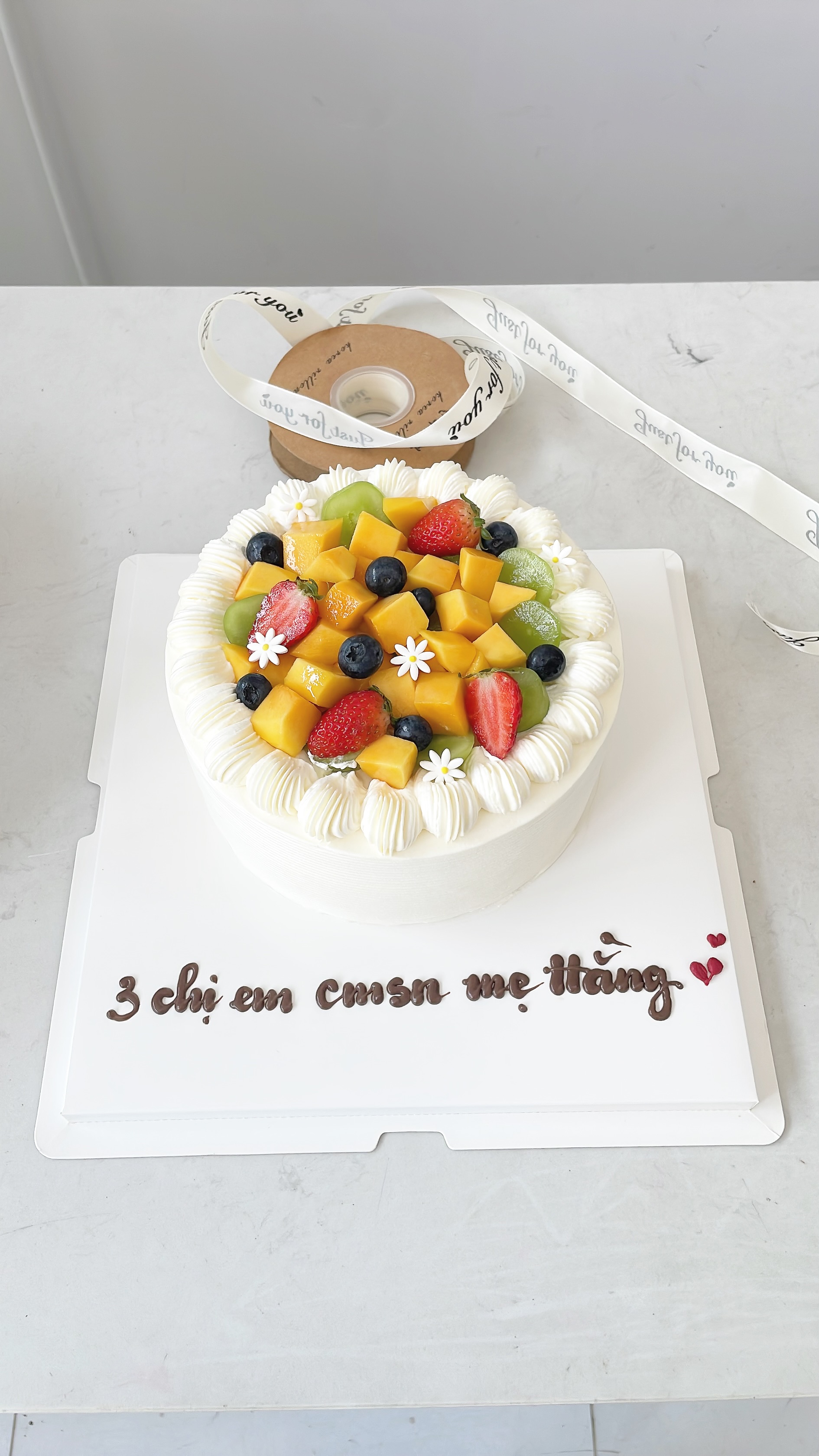 Bánh kem trái cây tươi