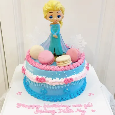 Bánh Elsa hai tầng macaron hồng