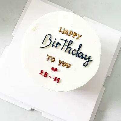Bánh sinh nhật chữ Happy Birthday