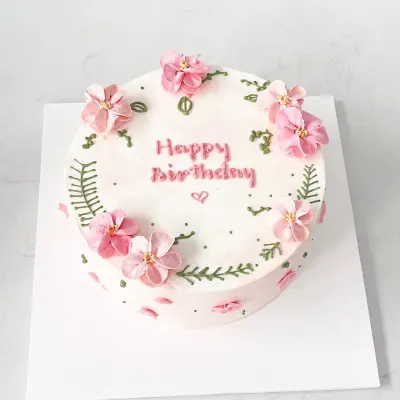 Bánh kem hoa năm cánh hồng nhụy vàng