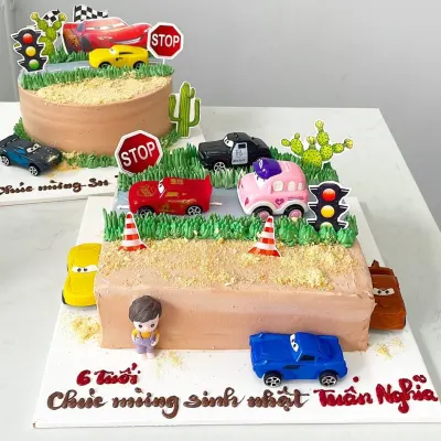 Bánh sinh nhật xe ô tô Cars