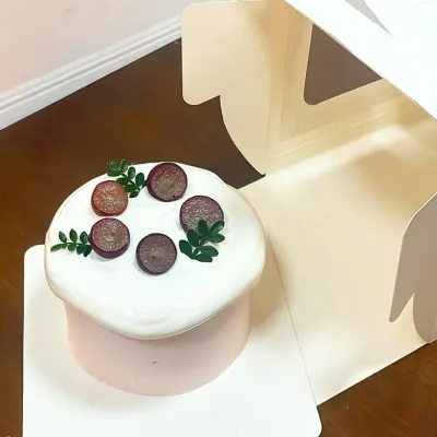 Bánh kem bento nho tươi
