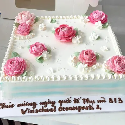 Bánh kem hoa hồng mừng 8/3