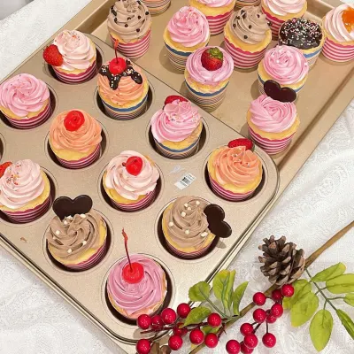 Cupcake hoa hồng mix topping