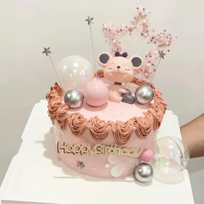 Bánh sinh nhật gấu hồng pastel