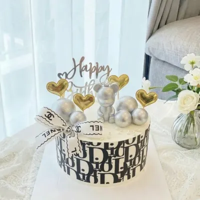 Bánh sinh nhật Dior Chanel cao cấp