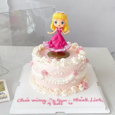 Bánh công chúa tóc vàng hồng phấn