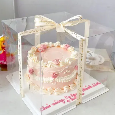 Bánh kem vintage hồng pastel