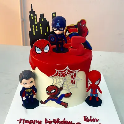 Bánh sinh nhật siêu anh hùng Marvel