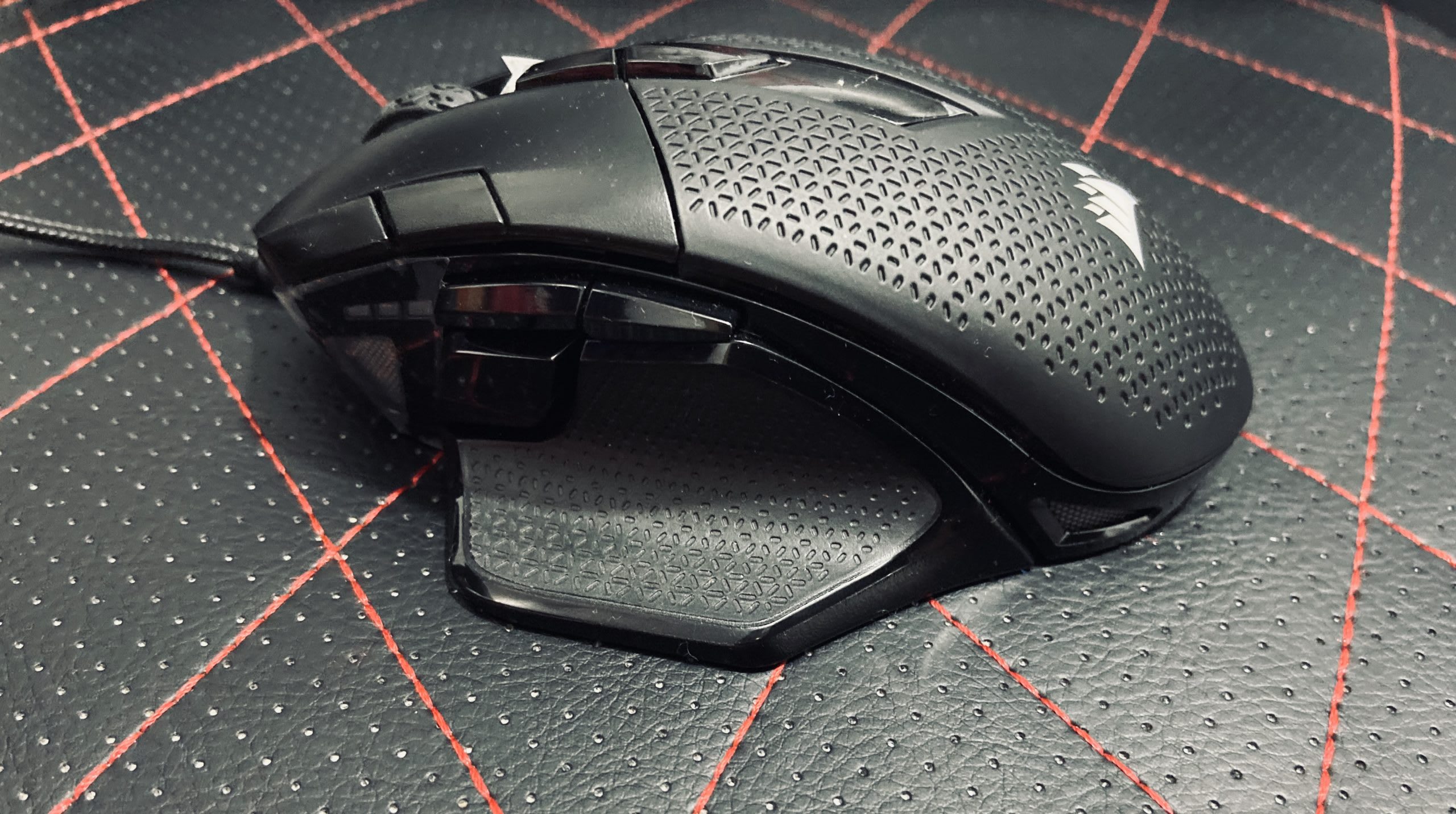 Corsair NightSword RGB Gaming Mouse Review 2 Corsair NightSword RGB Gaming Mouse Review 2