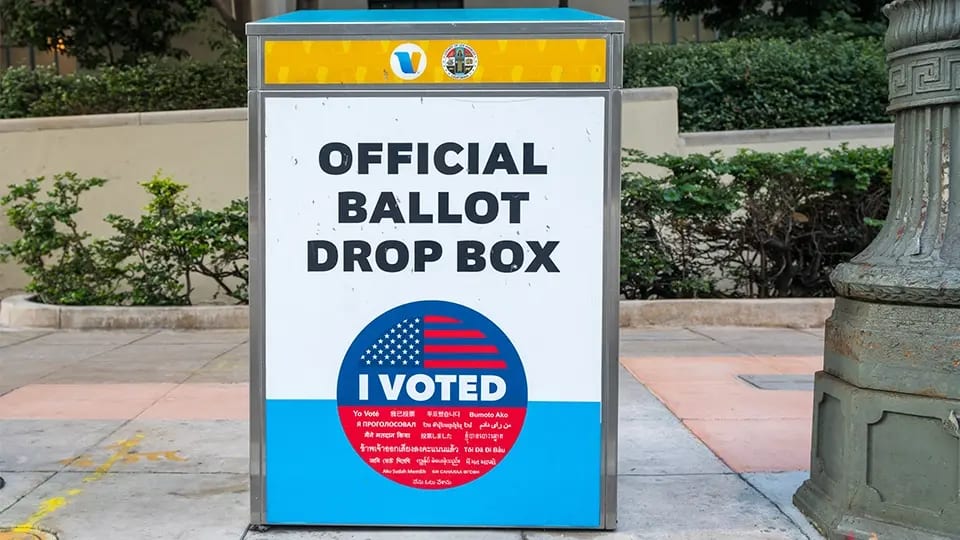 Cover image for Voting Rights Restored in California