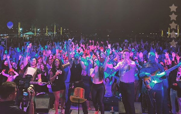 wedding music band scotland will have the crowd cheering like this!