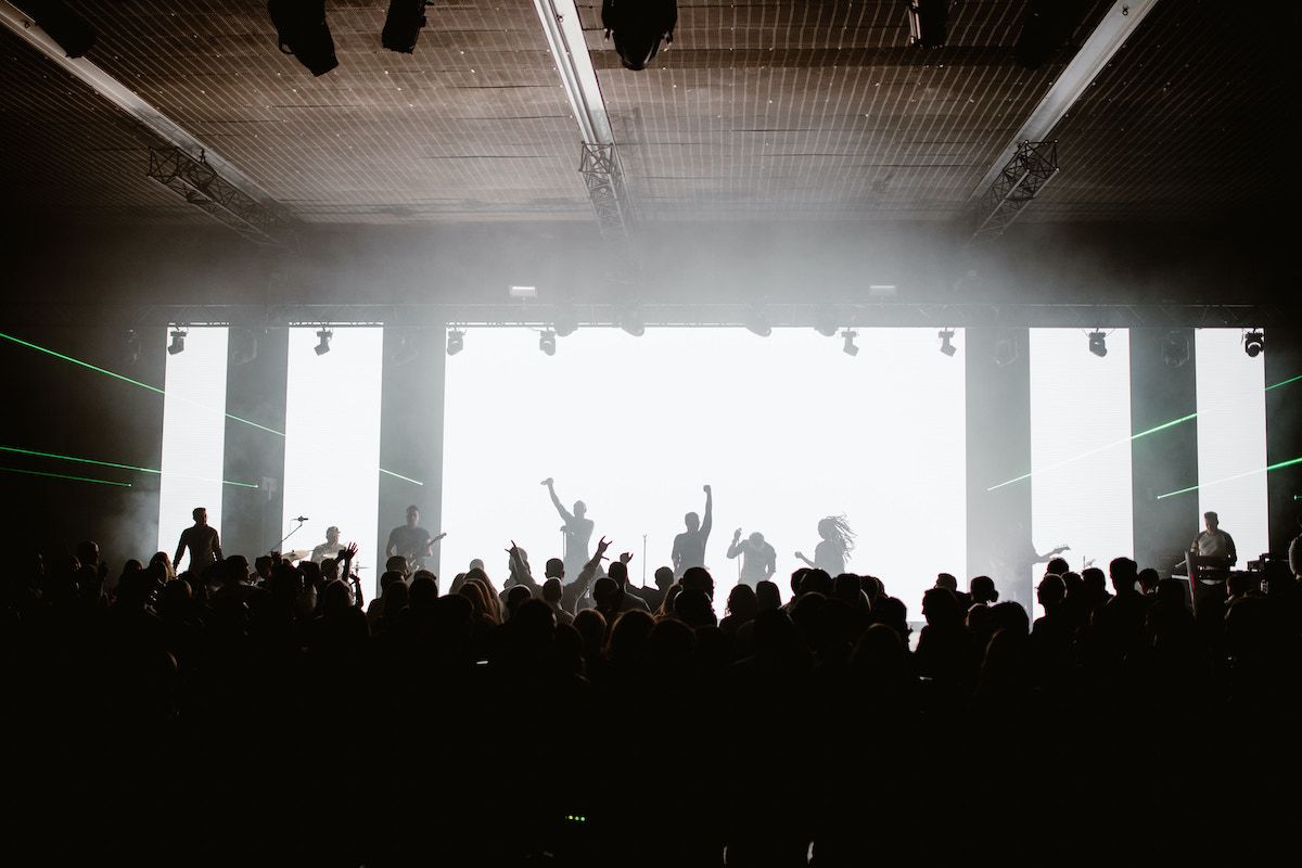 Jam Hot conference photo with bright white backdrop