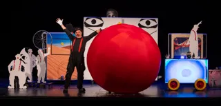 PETiT UNiVERS – Empordanet a escena
