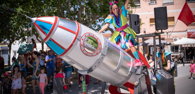 Pista, si us plau! · MAC, Mercè Arts de Carrer