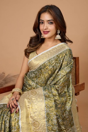 Marrs Green Woven Kanjivaram Saree - View 3