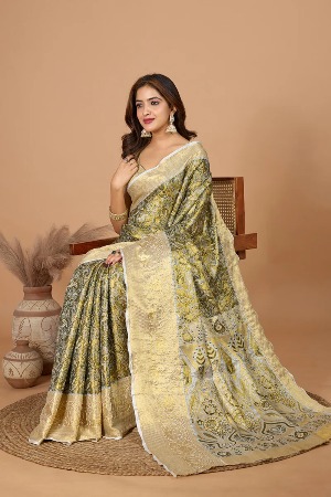 Marrs Green Woven Kanjivaram Saree - View 4