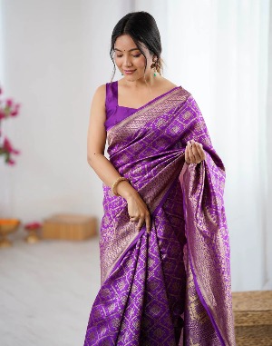 Purple Silk Woven Banarasi Saree - View 2