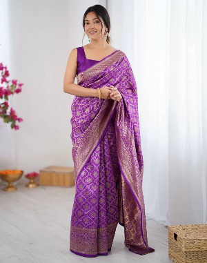 Purple Silk Woven Banarasi Saree - View 5