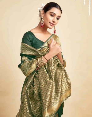 Green Silk Woven Banarasi Saree - View 2