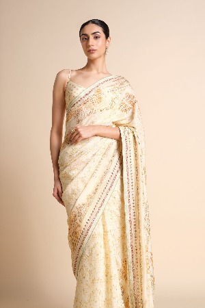 Vanora Printed Saree - View 4