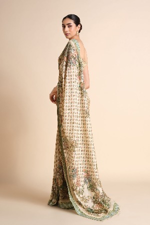 Vanora Printed Saree - View 3