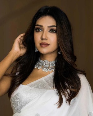 Black Color Soft Cotton Saree - View 2