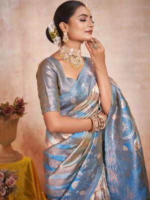 Classy Sky Traditional Silk Blend Kanjeevaram - View 5