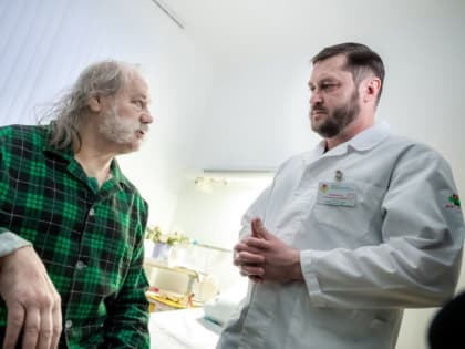 Солист челябинского ВИА «Ариэль» Борис Каплун перенёс эскстренную операцию на сердце