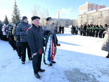 Глава Копейска Андрей Фалейчик принял участие в митинге, посвященном Дню памяти воинов-интернационалистов