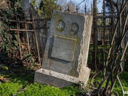 В Челябинской области погибает историческое кладбище