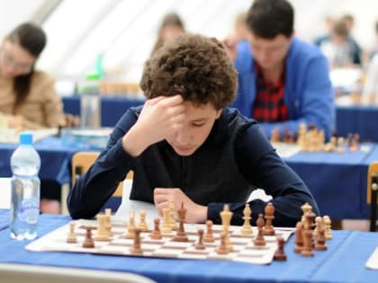 Шахматный турнир в клубе на Карла Маркса