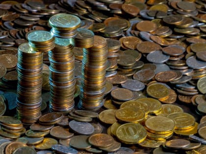 На Урале в феврале-марте рост зарплат поддержал потребительский спрос