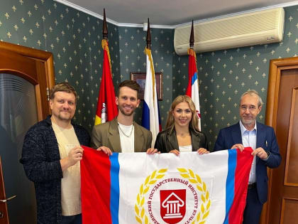 В Челябинске состоялась встреча ректора с танцевальным дуэтом