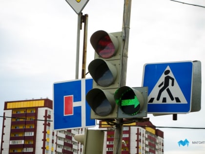 В Госавтоинспекции рассказали, как правильно проезжать перекресток пр. К.Маркса и ул. Зеленый Лог