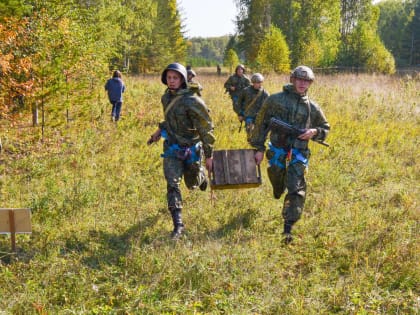 В Миассе развернулись масштабные военно-патриотические игры, фото