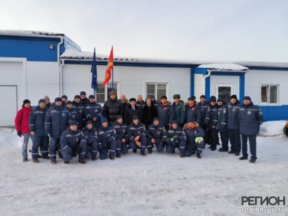 И снегоход в подарок! Троицкие спасатели справили новоселье