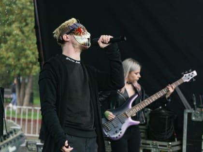 В Челябинске отметили День города под дождём и «В ритме рока»