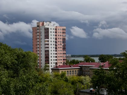 Южноуральцам пообещали в субботу дожди, град и жару до +28 градусов