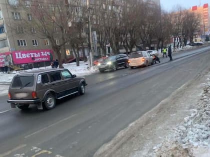 В Челябинске шестилетний ребенок попал под машину